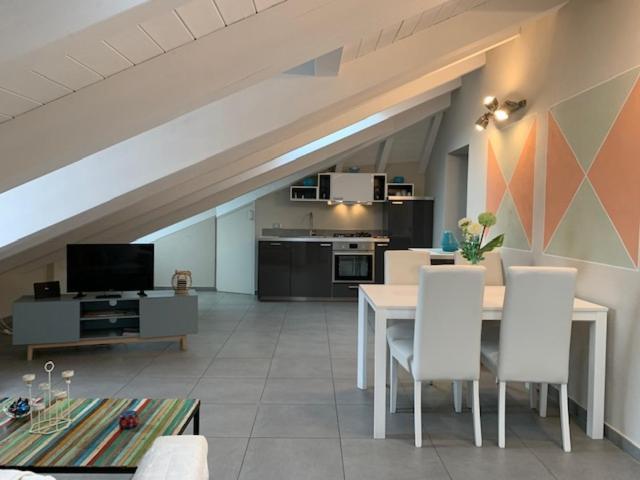 Apartmán Mansarda Amore Cannobio Exteriér fotografie