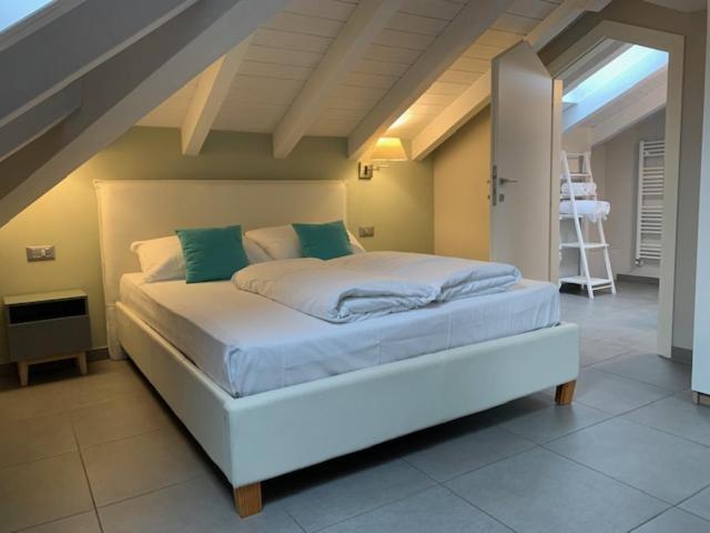 Apartmán Mansarda Amore Cannobio Exteriér fotografie